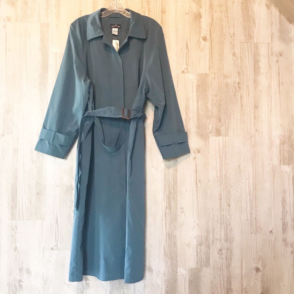 L.L. Bean Traveler Weather Trench Petite Medium